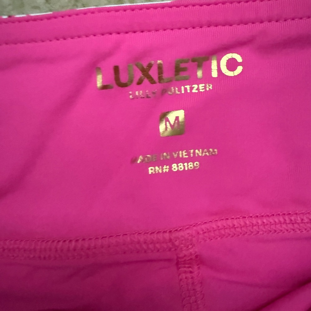 Lilly Pulitzer Luxletic Vibrant Pink Skirt - Picture 2 of 2